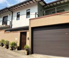 2-Storey House for Sale in Malabe, Kahanthota Road