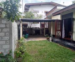 Charming SingleStory House for Sale in Moratuwa 135 Perches with Approved Plans - 4