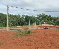🏞️ Prime 17 Perch Land for Sale in Uggalboda, Kalutara - Bordering Kalu Ganga! 🌊🏡