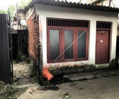 House & Land for Sale in Rajagiriya, U.E. Perera Mawatha! 🏡 - 3