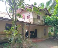 .Weliweriya, Kotuwa 514: 133-Perch Land with Two-Story House - Coconut, Fruit Plantations