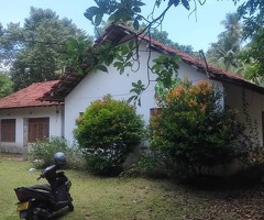 🔑 Spacious 80-Perch Land with a House for Sale in Minuwangoda Town - 9